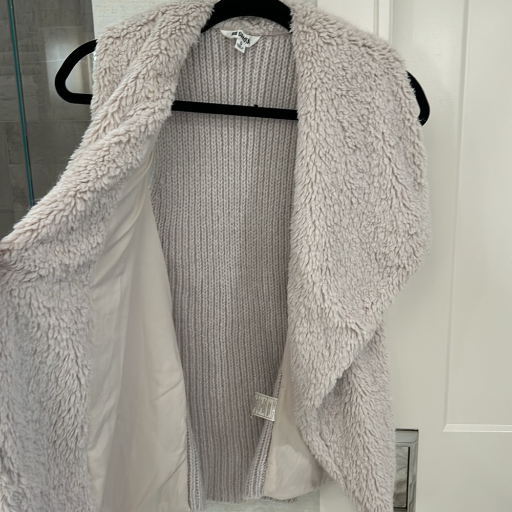 BB Dakota Women’s Faux Fur Sweater Vest - size S - Picture 5 of 5